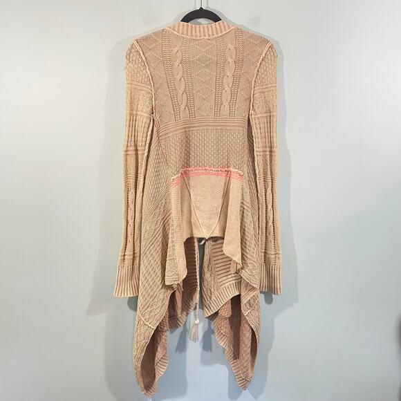 Free People Beige Pink All Washed Out Asymmetrical Chunky Boho Cardigan Size XS - Picture 11 of 11
